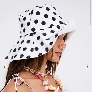For Love and Lemons Poplin Printed Bucket Hat